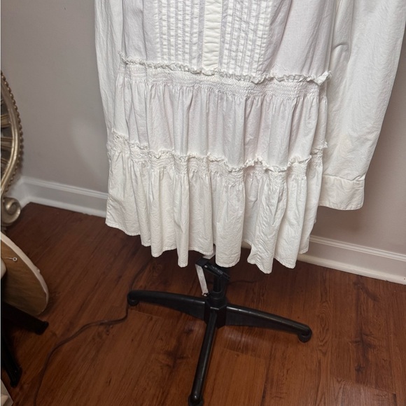 Free People White Pintuck Smocked Ruffle cotton Shirt Dress – Size Medium - Picture 6 of 6